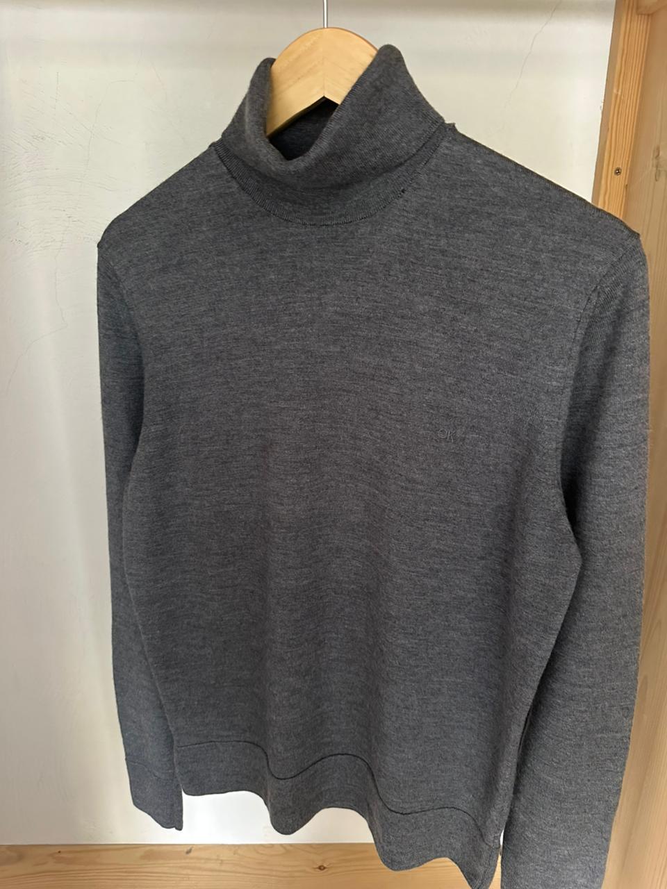Pull CALVIN KLEIN col montant Taille S Spot-Chic
