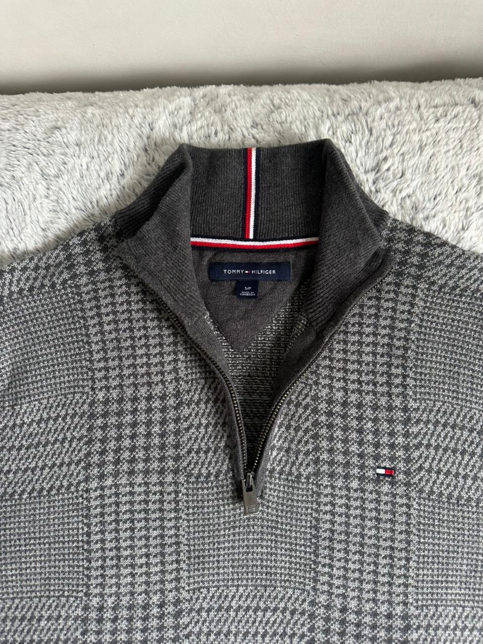 Pull TOMMY HILFIGER Taille S Spot-Chic