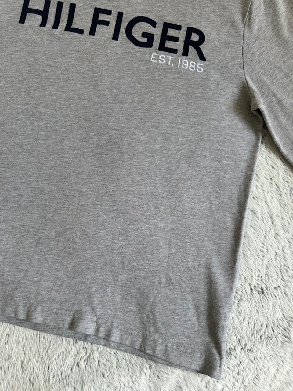 Pull TOMMY HILFIGER Taille M Spot-Chic