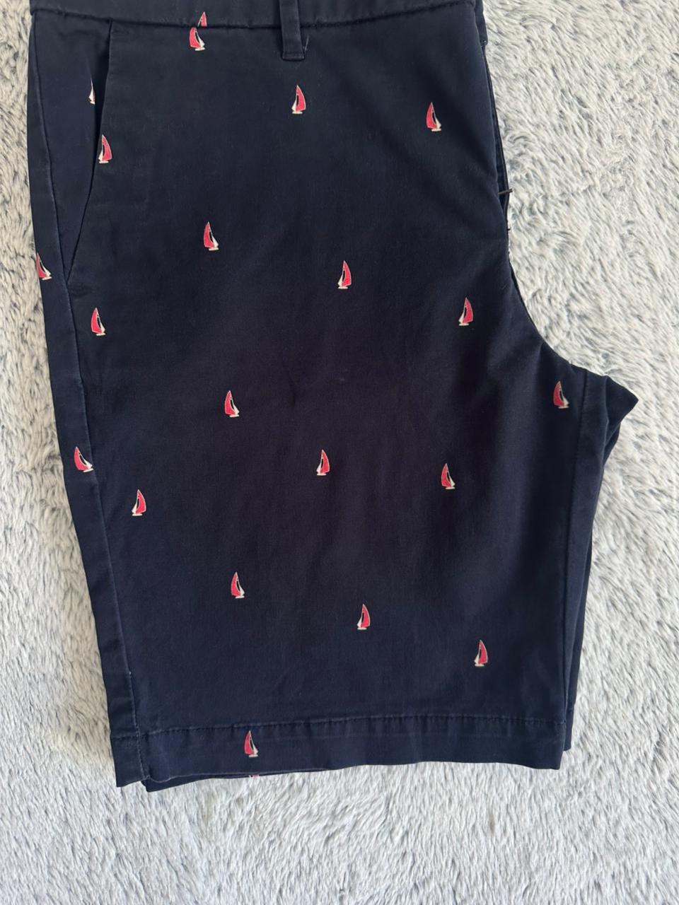 Short TOMMY HILFIGER Taille M Spot-Chic