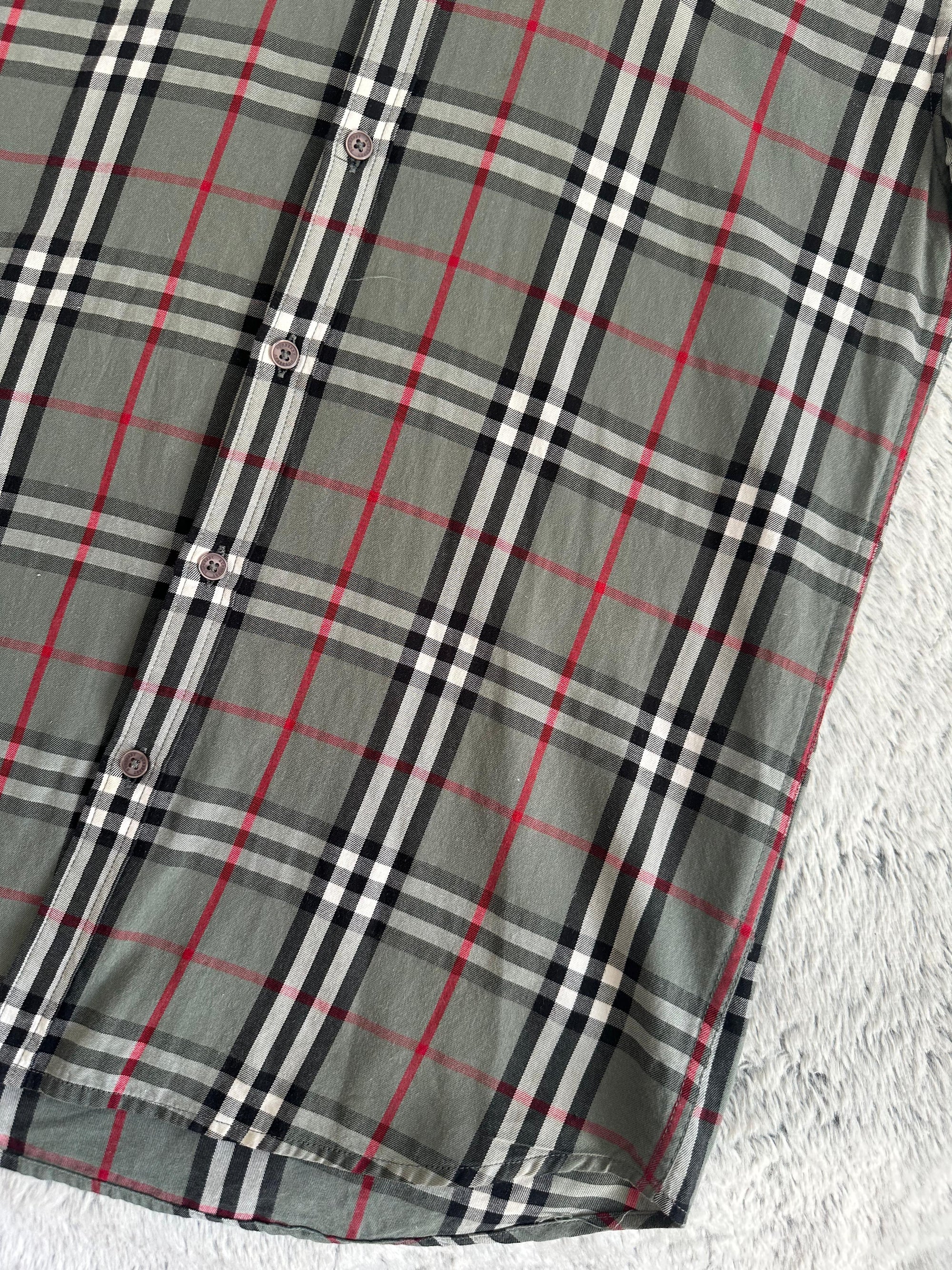 Chemise BURBERRY demi manches Taille M Spot-Chic