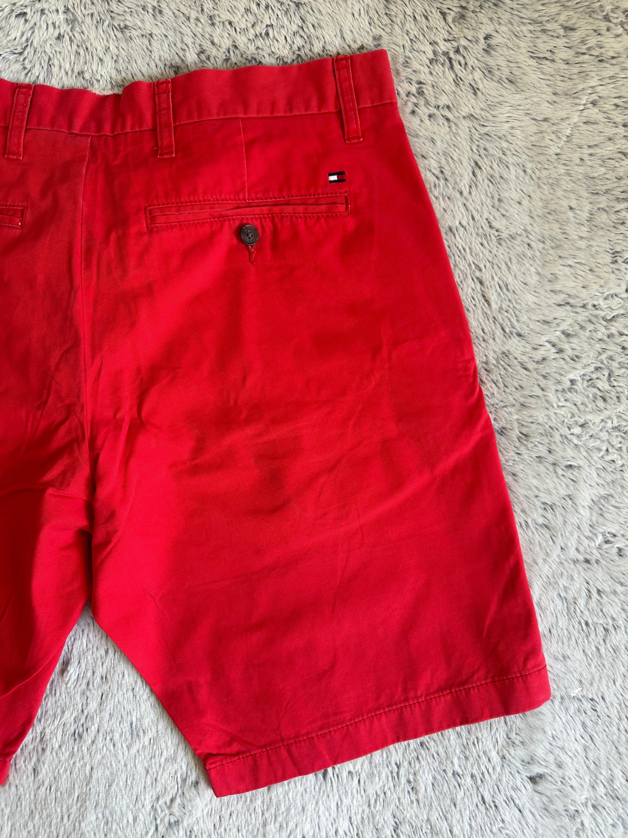 Short TOMMY HILFIGER Taille 42 Spot-Chic