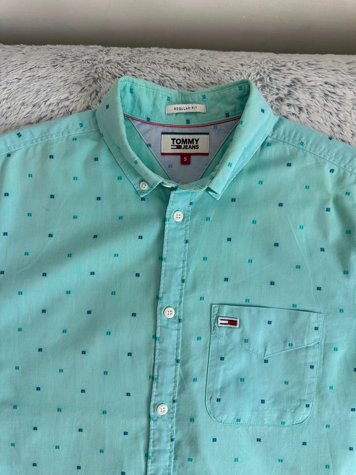 Chemise TOMMY HILFIGER demi manches Taille S Spot-Chic