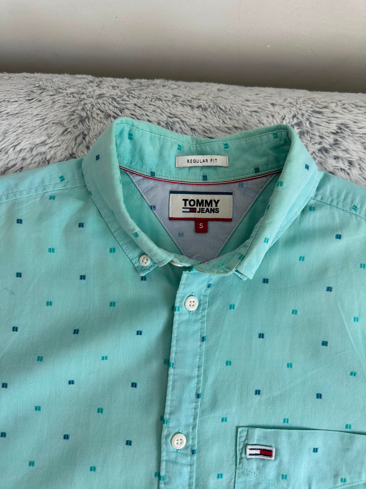 Chemise TOMMY HILFIGER demi manches Taille S Spot-Chic