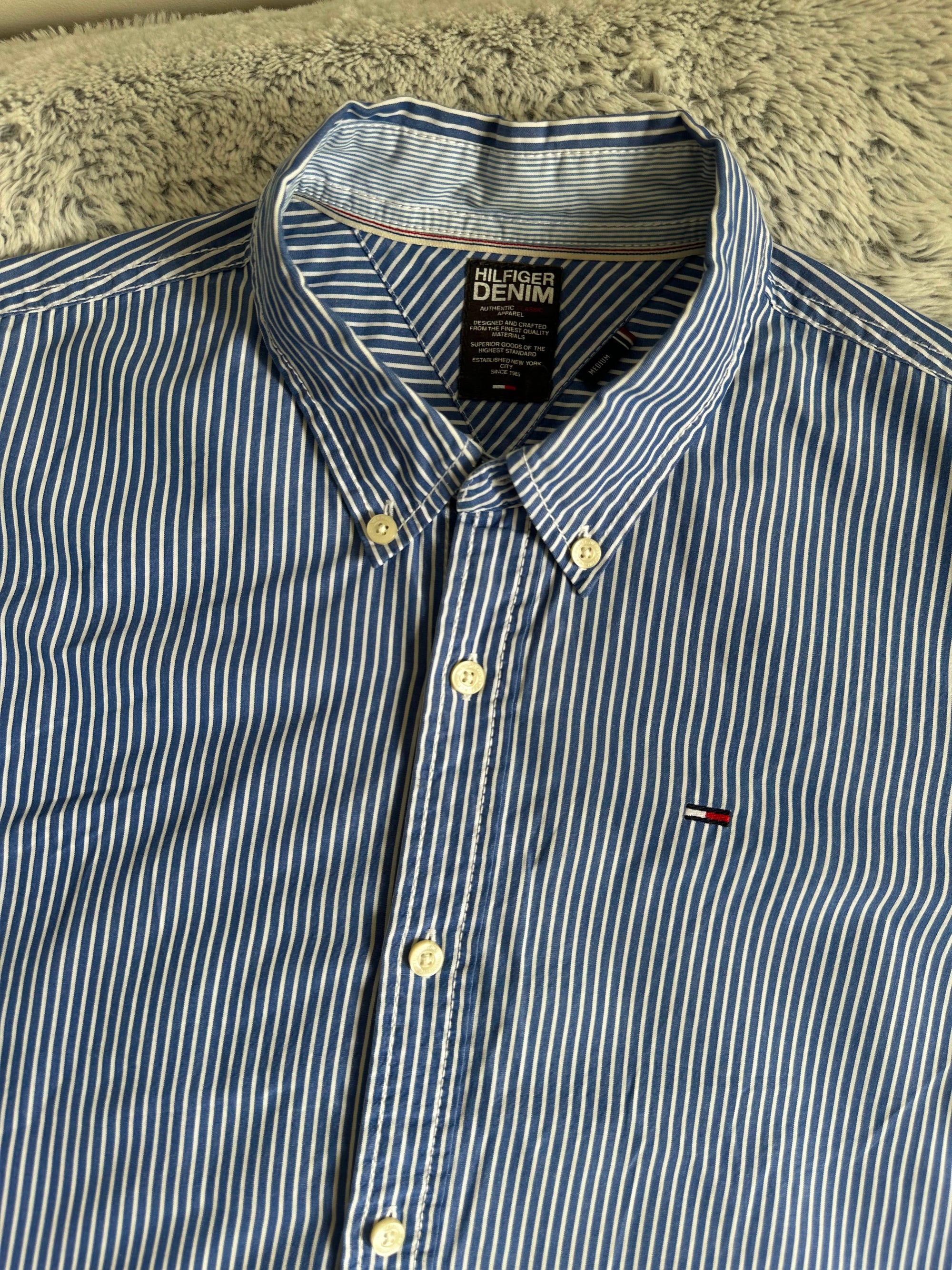 Chemise TOMMY HILFIGER demi manches Taille M Spot-Chic
