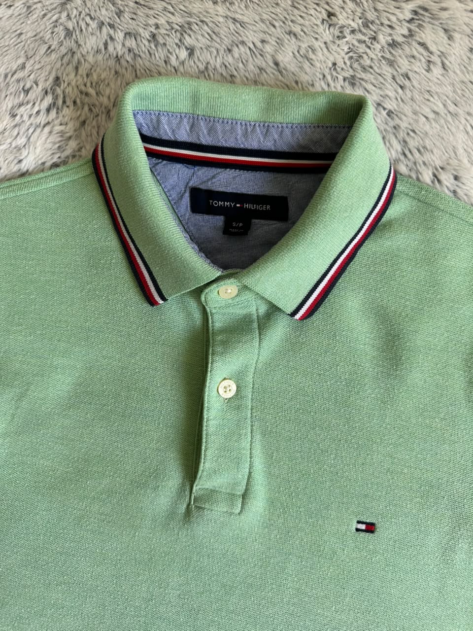 Polo TOMMY HILFIGER Taille S Spot-Chic