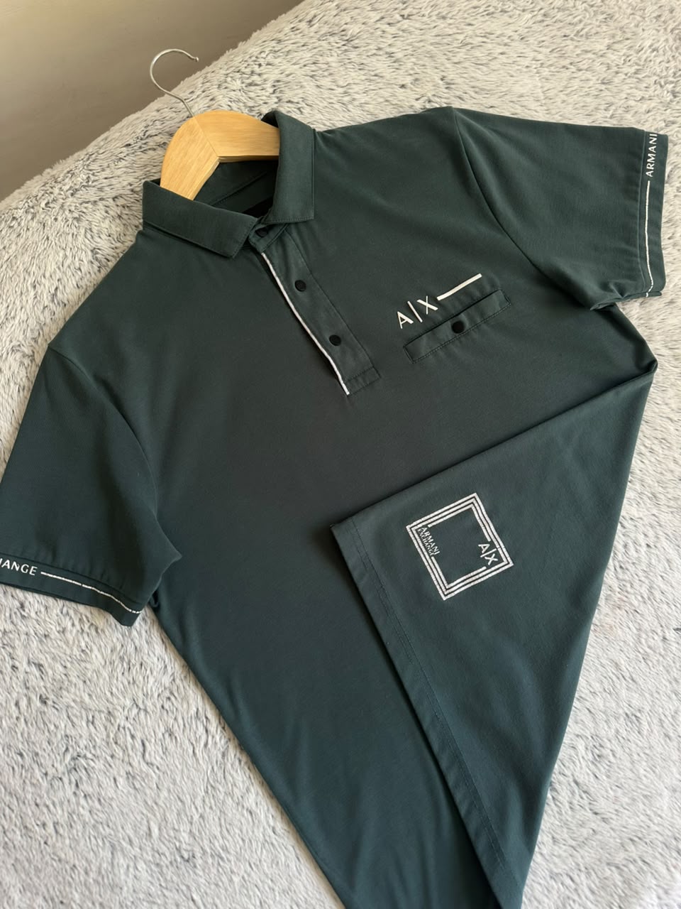Polo ARMANI EXCHANGE Taille M Spot-Chic