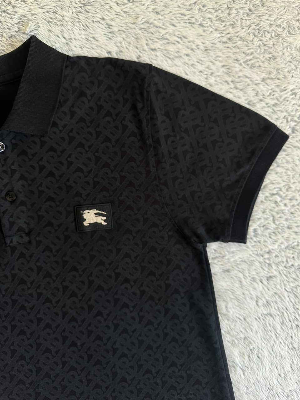 Polo BURBERRY Taille S Spot-Chic