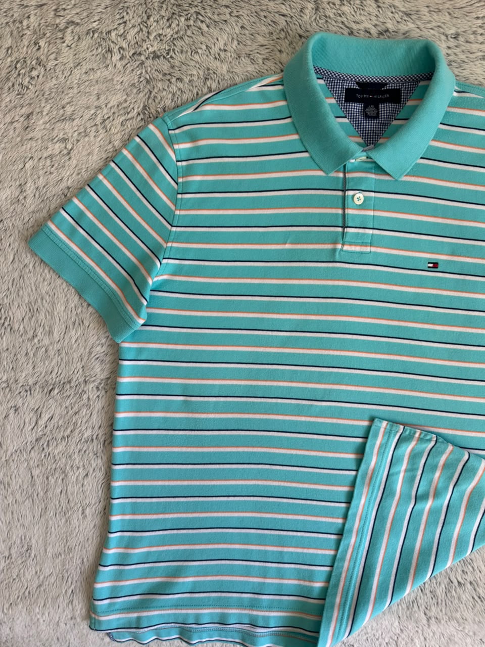 Polo Tommy Hilfiger Taille L Spot-Chic