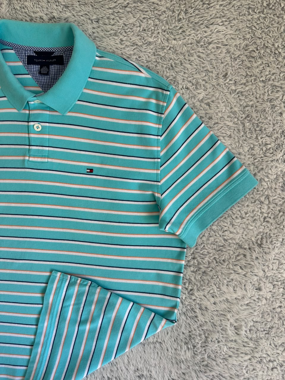 Polo Tommy Hilfiger Taille L Spot-Chic