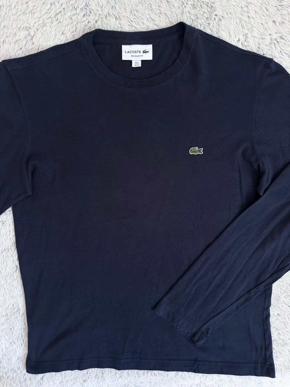 Pull LACOSTE Taille M