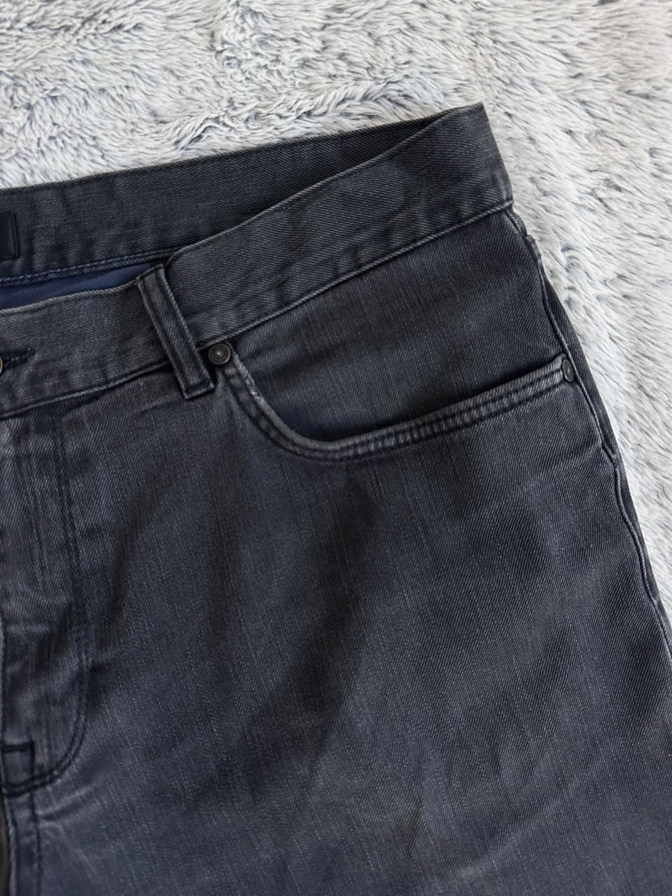 Jean HUGO BOSS Taille XL