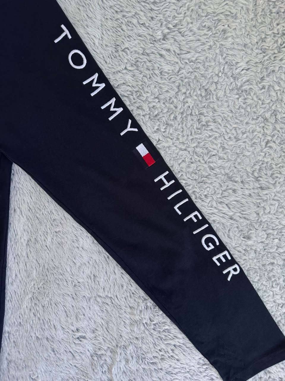 Pull TOMMY HILFIGER Taille L