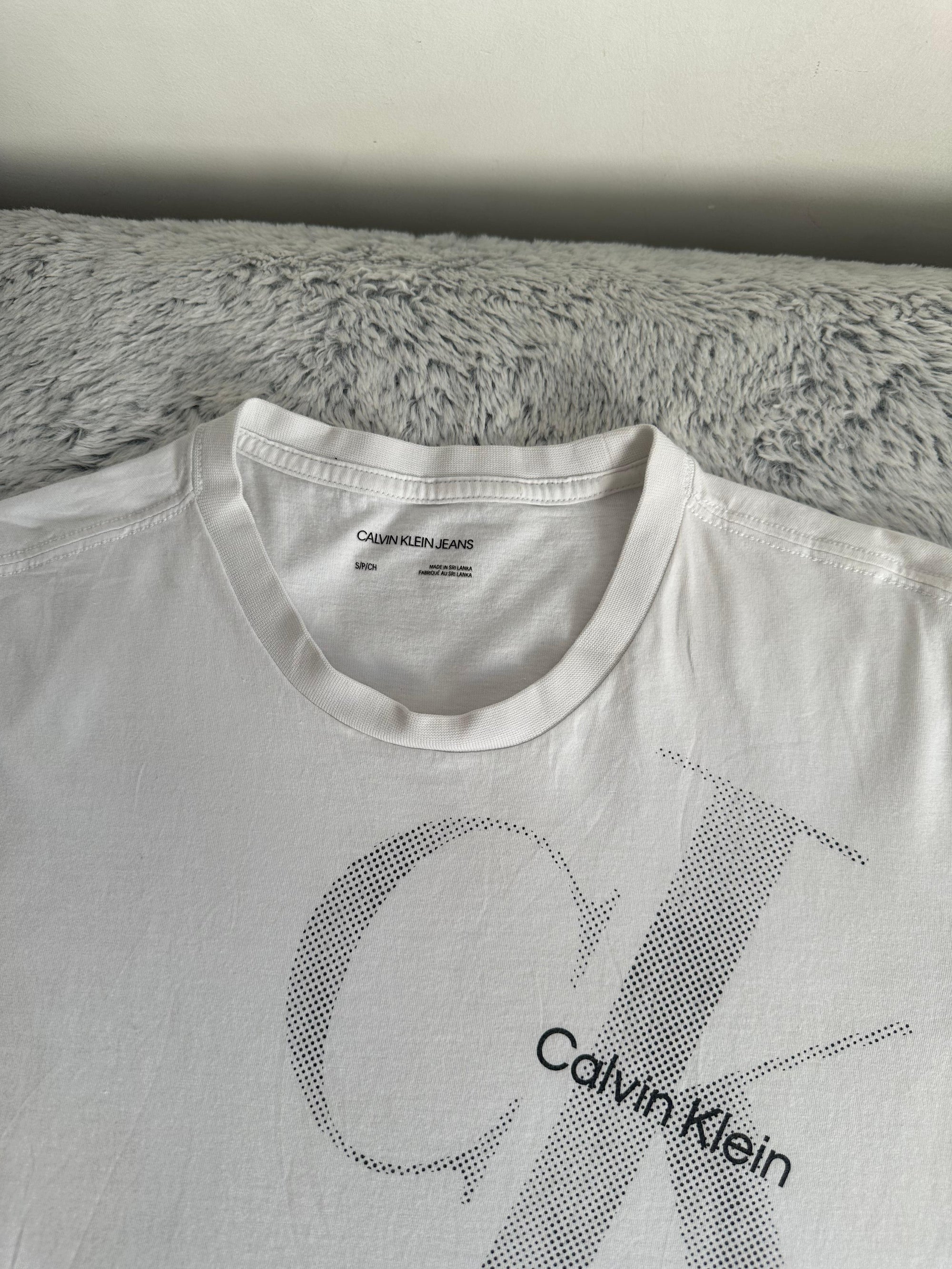 Pull CALVIN KLEIN Taille S Spot-Chic