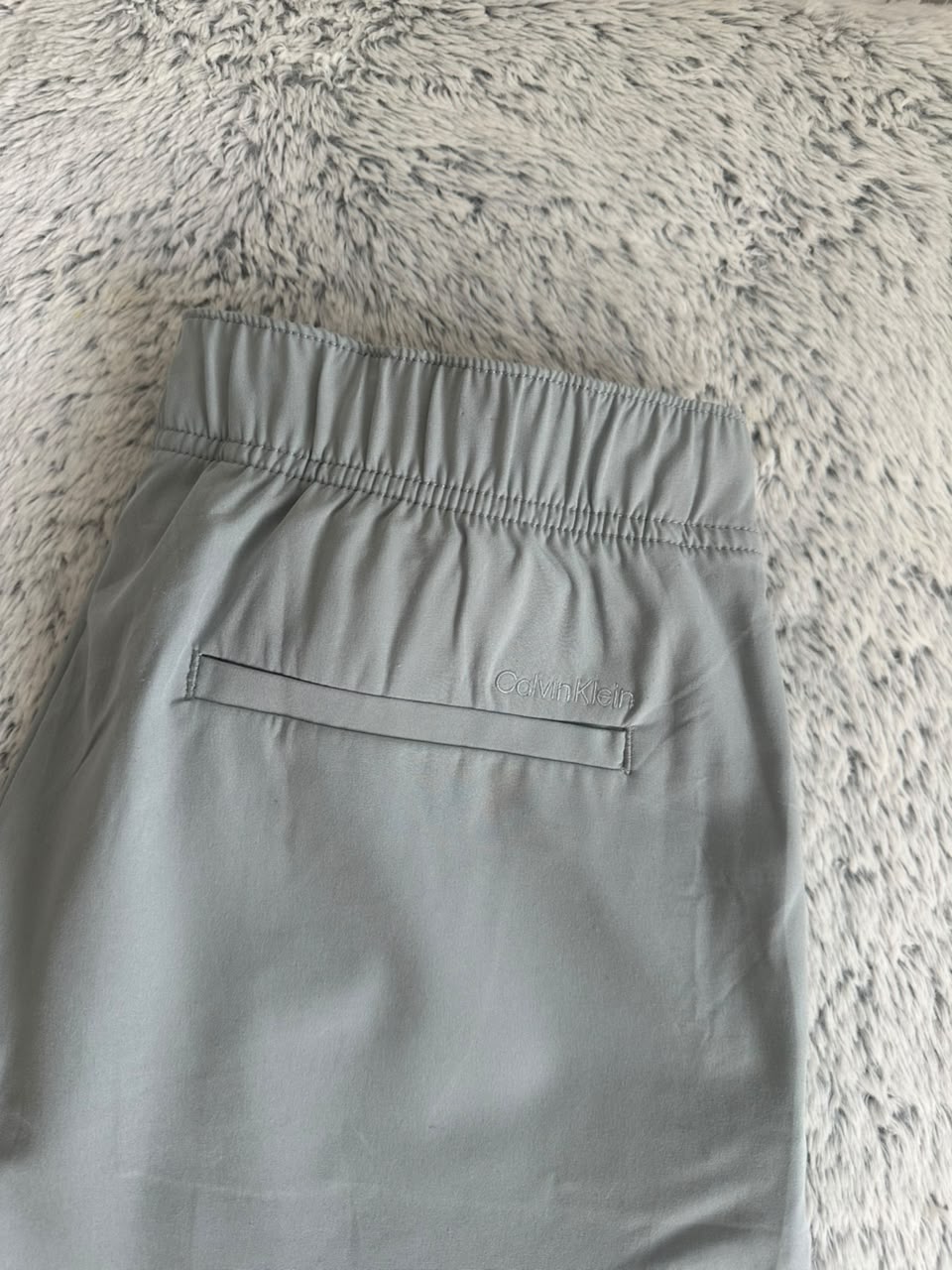 Short CALVIN KLEIN Taille S Spot-Chic