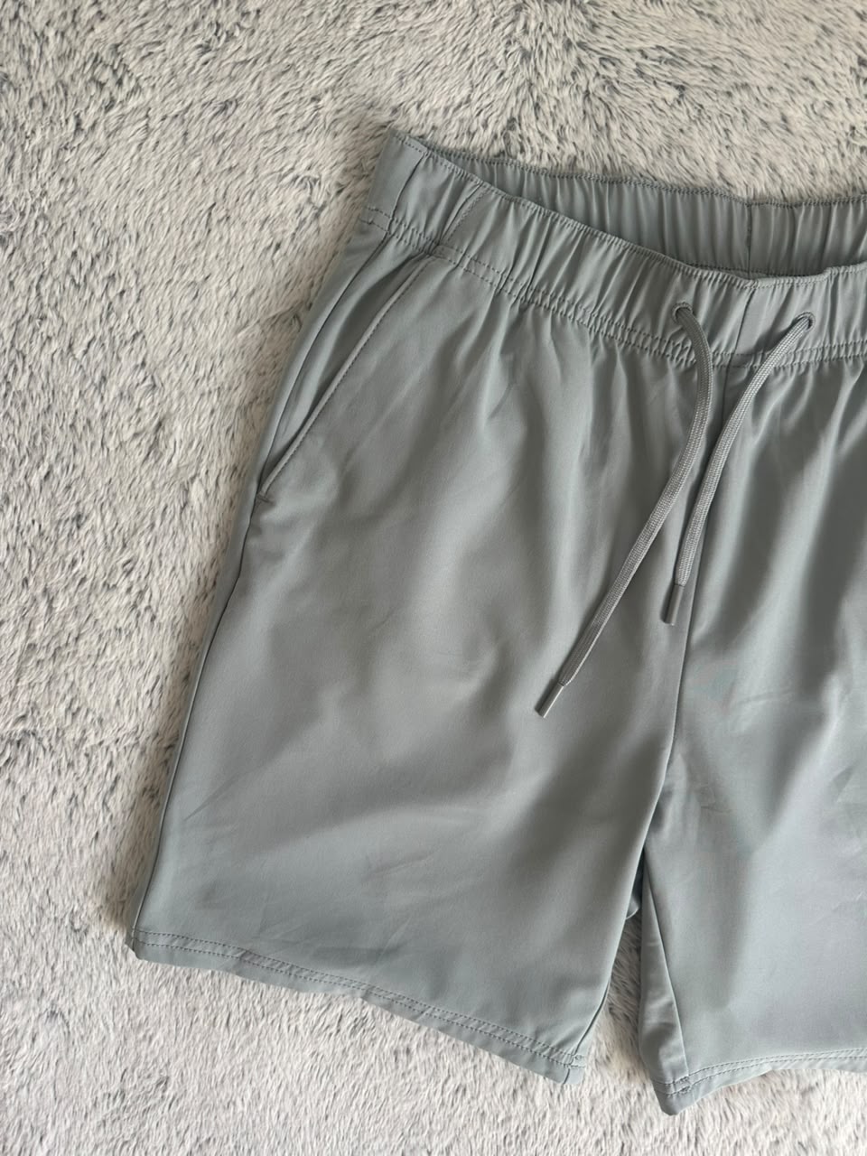 Short CALVIN KLEIN Taille S Spot-Chic